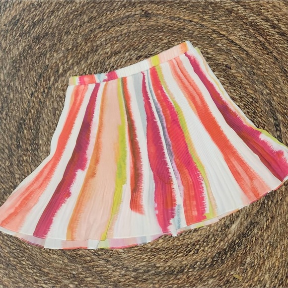 BB Dakota Pleated Skirt Small - Picture 7 of 7